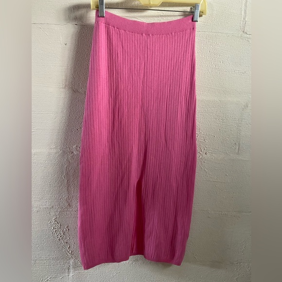 Free People Hot Pink Skyline Rib Knit Midi Skirt Women’s Size Medium, NWOT - Picture 1 of 11